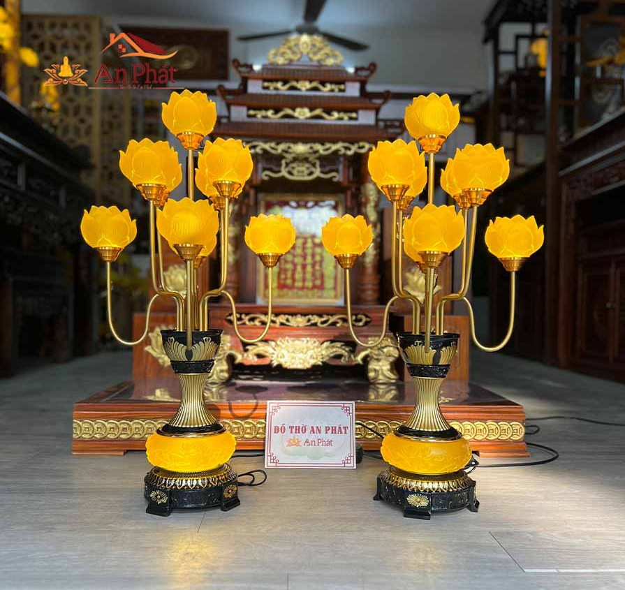 Mẫu Đèn Thờ Hoa Sen Cúng Thờ Phật.png
